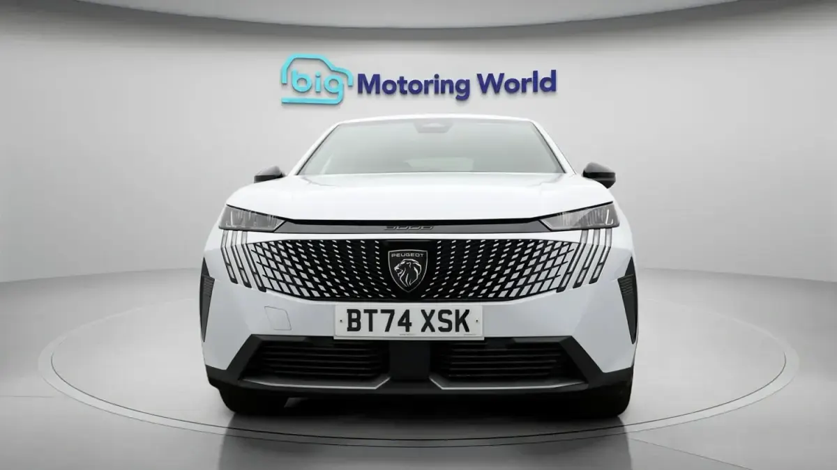 Gebraucht Peugeot 3008 Allure 326 PS (239 kW) 2025 Weiß SUV