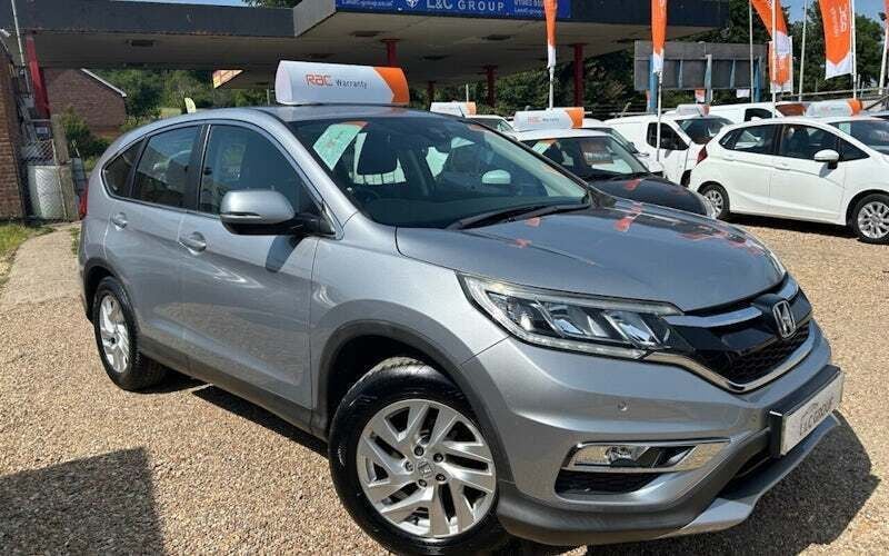 Silver Used 2015 Honda CR-V SE SUV | £10,490 (Fair price) - Image 1/4