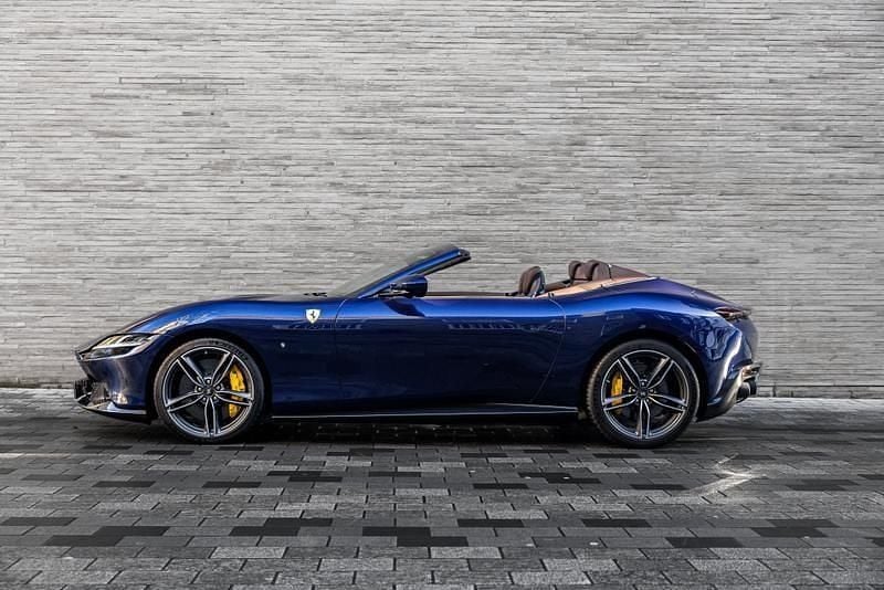Used Ferrari Roma 620 HP (456 kW) 2024 Blue Cabriolet