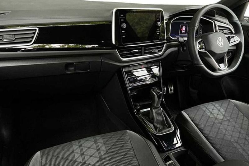 Used VW T-Roc R-line 150 HP (110 kW) 2023 White SUV