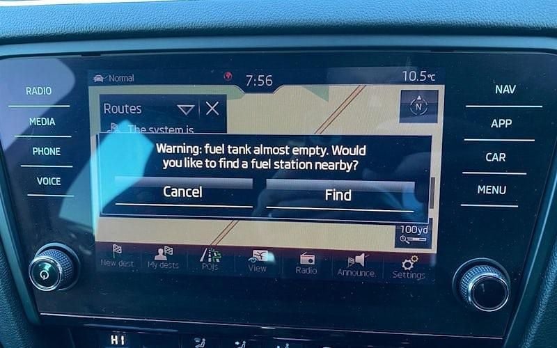 Used Skoda Octavia vRS 245 HP (180 kW) 2019 White Estate