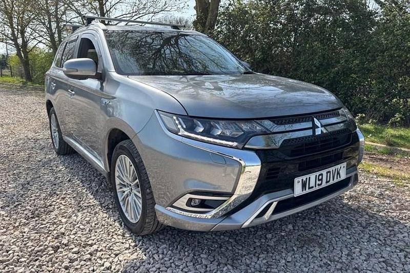 Used Mitsubishi Outlander P-HEV 2019 Grey SUV