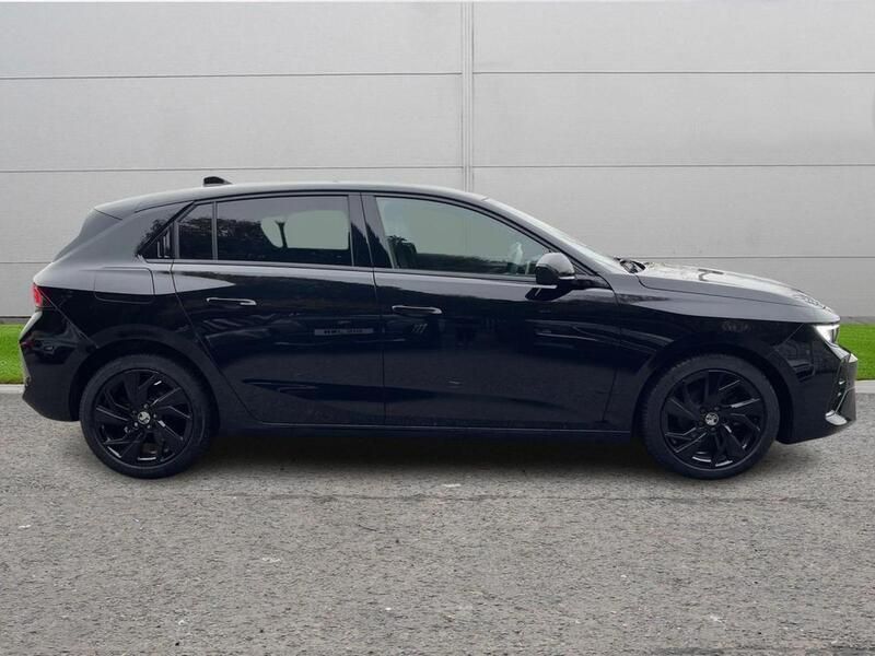 Black Used 2023 Vauxhall Astra S Hatchback | £19,650 (Fair price) - Image 1/4