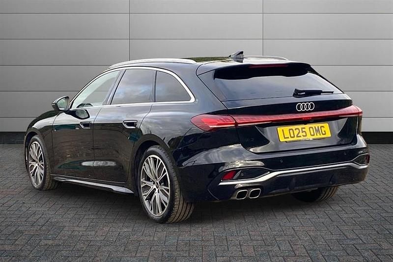 Used Audi A5 S-Line 204 HP (150 kW) 2025 Mythos black Estate