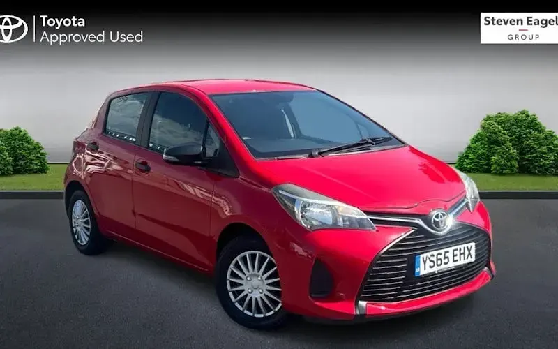 Used Toyota Yaris Active 69 HP (50 kW) 2016 Hatchback