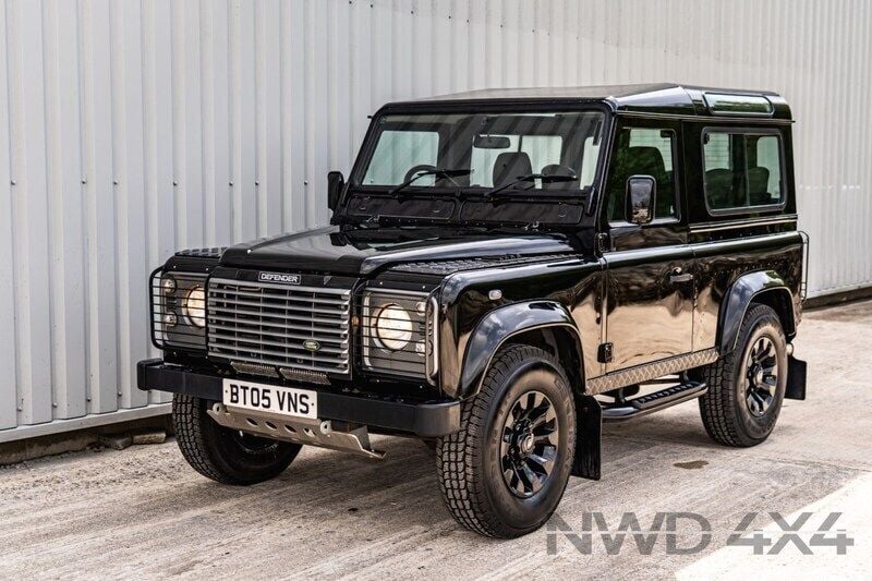 Black Used 2005 Land Rover Defender SUV | £24,990 (Fair price) - Image 1/4