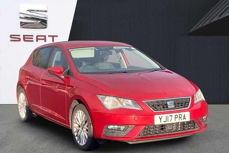 Red Used 2017 Seat Leon SE Dynamic Hatchback | £7,999 (Fair price) - Image 1/4