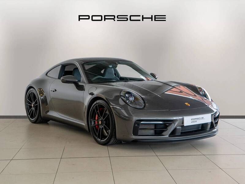 Agate grey metallic Used 2022 Porsche 911 Carrera GTS | £106,990 (Fair price) - Image 1/4