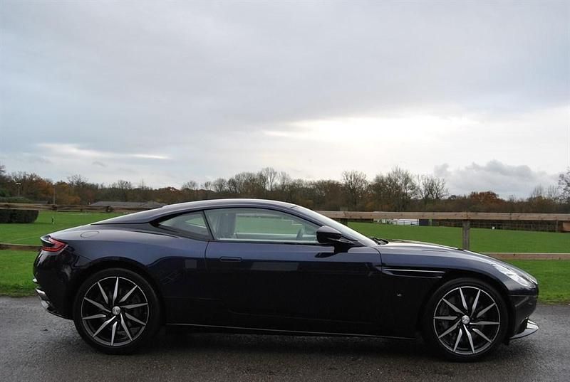 Used Aston Martin DB11 2017 Blue Coupe