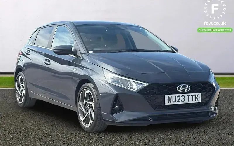 Used Hyundai i20 Premium 101 HP (74 kW) 2023 Hatchback