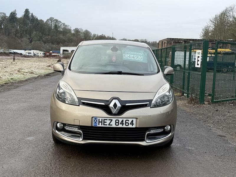 Used Renault Scénic III Dynamique 110 HP (80 kW) 2015 Beige MPV