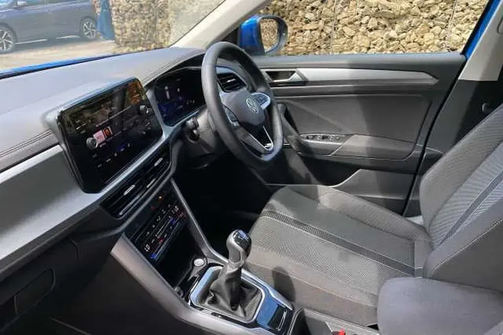 Used VW T-Roc Match 115 HP (84 kW) 2026 Blue SUV
