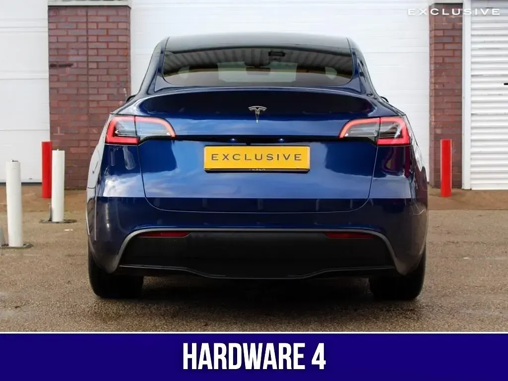 Used Tesla Model Y Long Range AWD 378 kW (514 HP) 2025 Blue SUV
