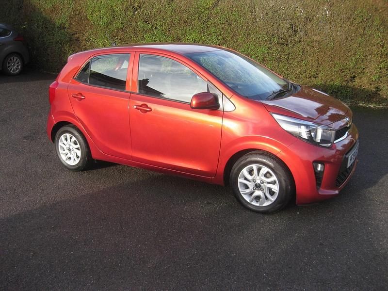 Used Kia Picanto 83 HP (61 kW) 2019 Orange Hatchback