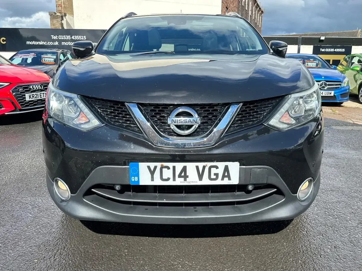 Used Nissan Qashqai Tekna 110 HP (80 kW) 2014 Black SUV