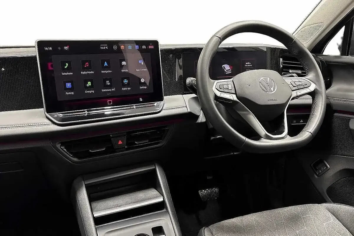 Second-hand VW Tiguan Match 204 CP (150 kW) 2025 Gri SUV