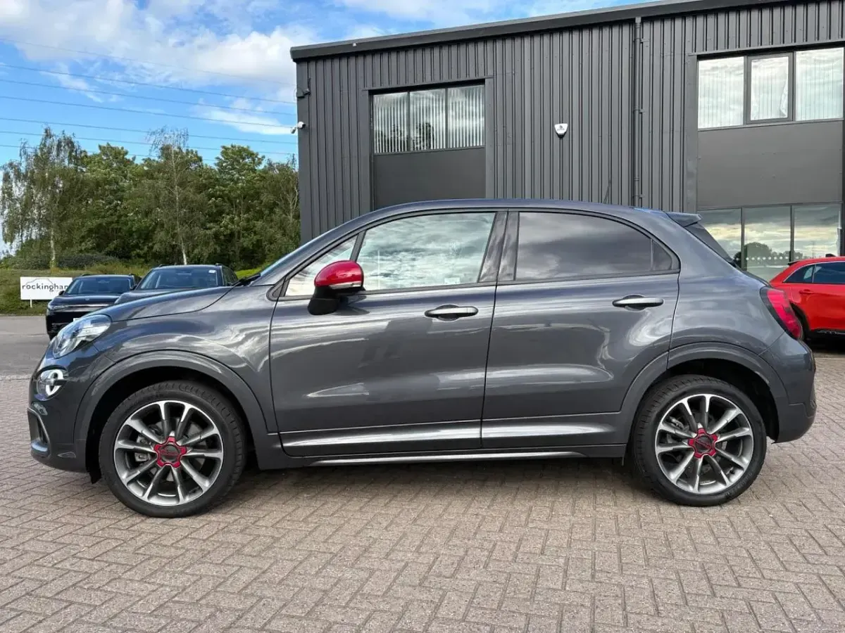 Used Fiat 500X Red 128 HP (94 kW) 2023 Grey SUV