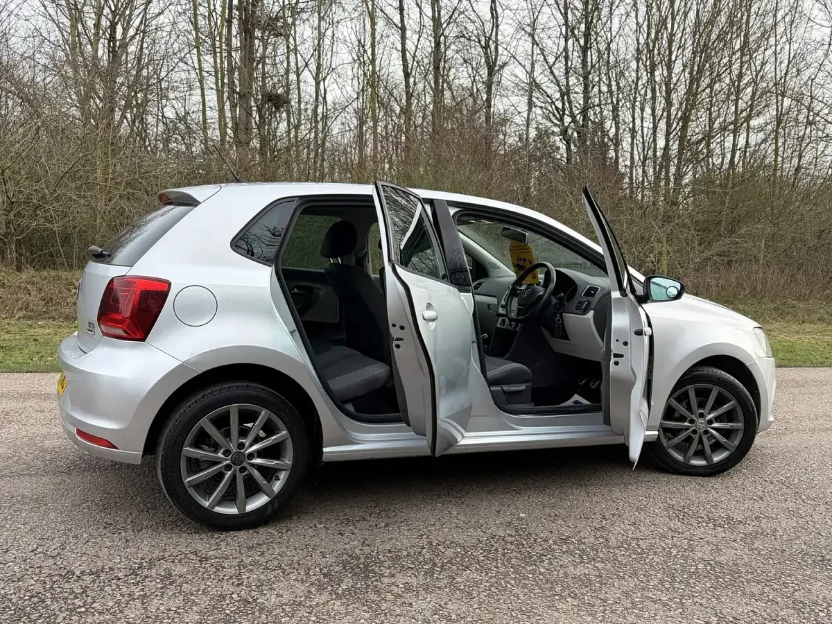 Used VW Polo Design 2015 Silver Hatchback