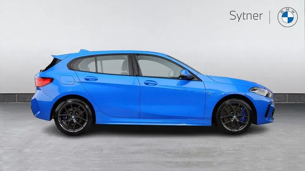 Used BMW 118 M Sport 134 HP (98 kW) 2024 Blue Hatchback