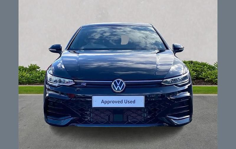Used VW Golf VIII R-line 147 HP (108 kW) 2025 Black Hatchback