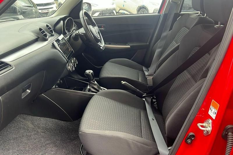 Used Suzuki Swift SZ5 83 HP (61 kW) 2023 Red Hatchback