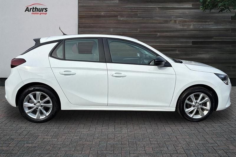 Used Vauxhall Corsa 74 HP (54 kW) 2021 White Hatchback