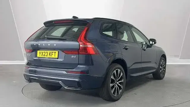 Used Volvo XC60 Plus 194 HP (142 kW) 2023 Blue SUV