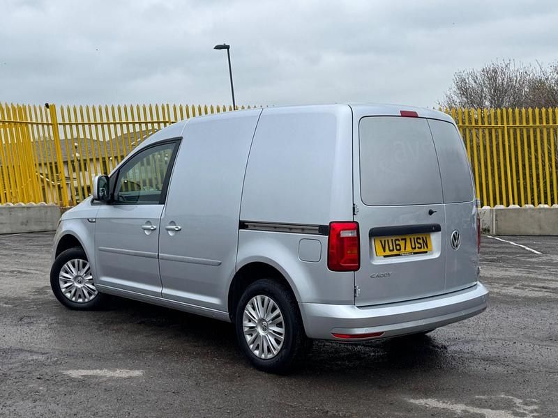 Used VW Caddy Trendline 102 HP (75 kW) 2017 Silver MPV