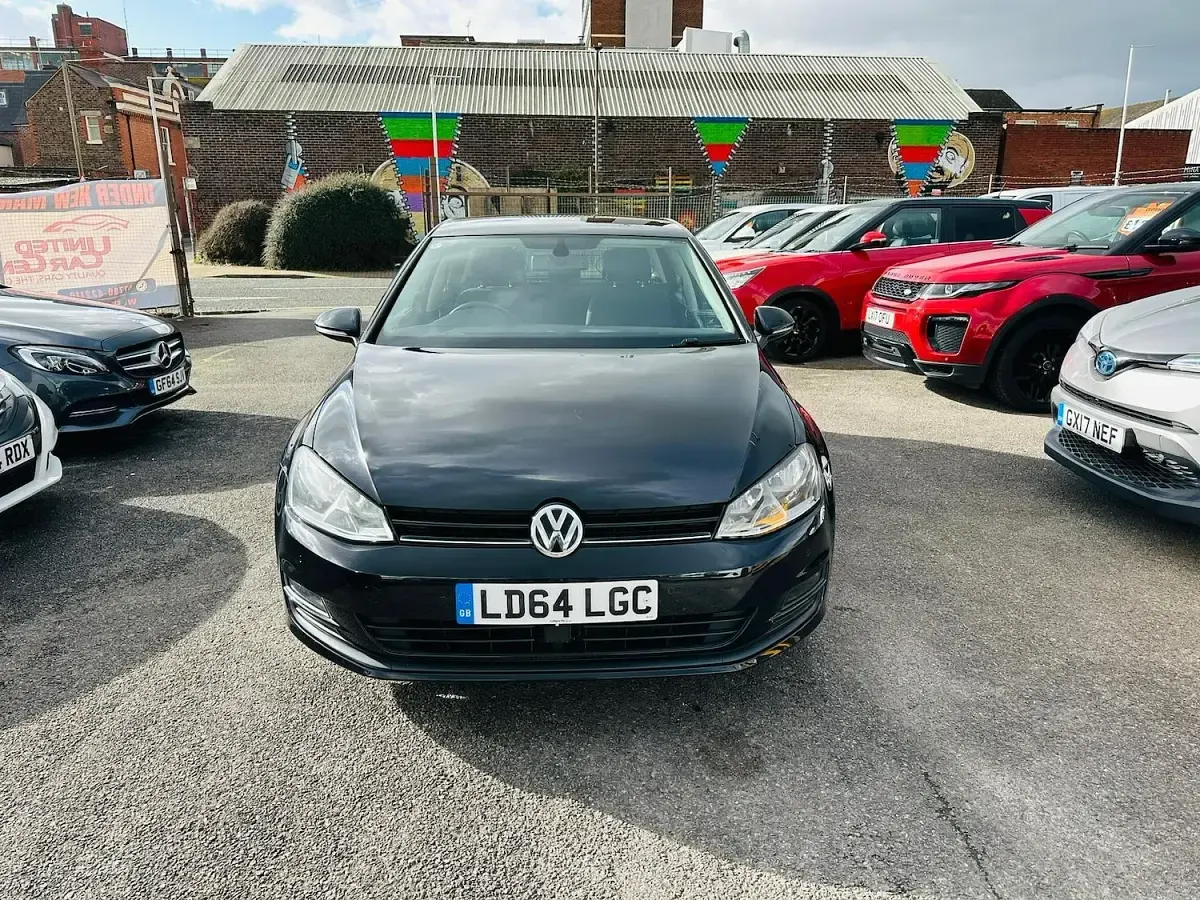 Used VW Golf VII Match 105 HP (77 kW) 2014 Black Hatchback