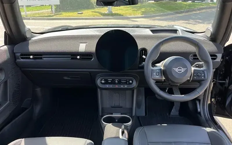 Used Mini Cooper Exclusive 150 kW (204 HP) 2026 Hatchback