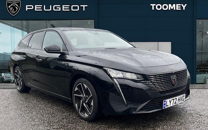 Used Peugeot 308 SW Allure Premium 131 HP (96 kW) 2023 Black Estate