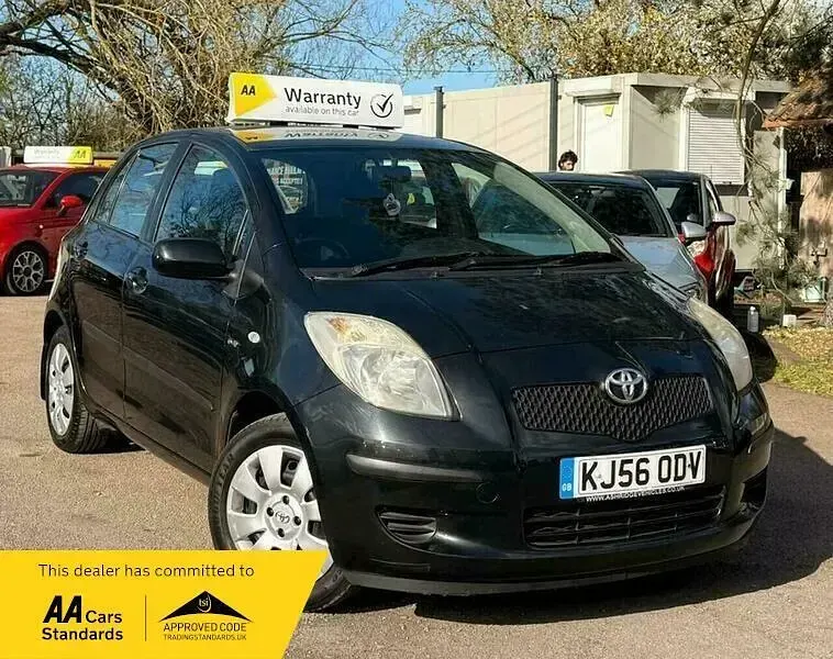 Used Toyota Yaris T3 88 HP (64 kW) 2006 Black Hatchback