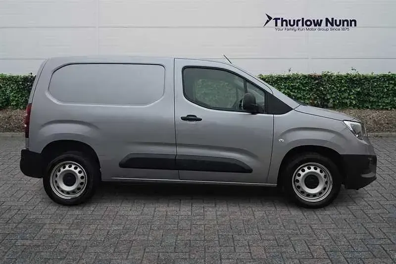 Used Vauxhall Combo 100 HP (73 kW) 2023 Grey MPV