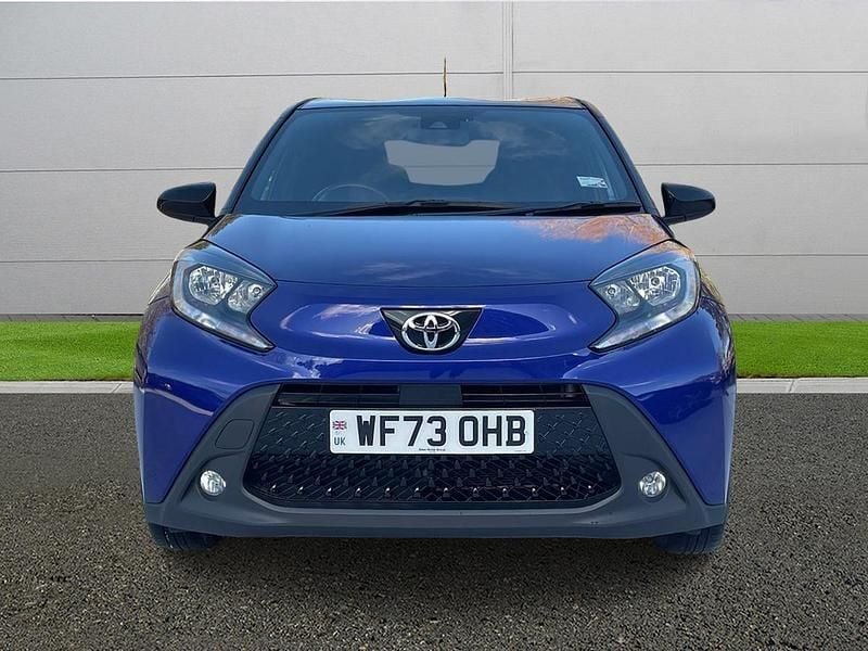 Used Toyota Aygo X 72 HP (52 kW) 2023 Blue SUV