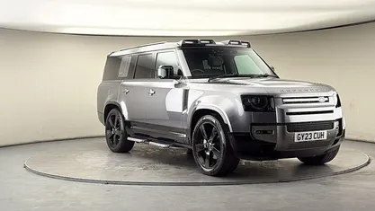 Used Land Rover Defender HSE Dynamic 300 HP (220 kW) 2023 Eiger grey SUV