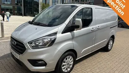 Used Ford Transit Custom Limited 131 HP (96 kW) 2022 White Van