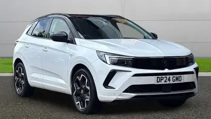 Used Vauxhall Grandland X Ultimate 224 HP (164 kW) 2024 White SUV
