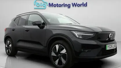 Usado Volvo EX40 Plus 185 kW (252 CV) 2025 Negro SUV