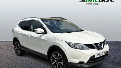 Used Nissan Qashqai Tekna 163 HP (119 kW) 2016 White SUV