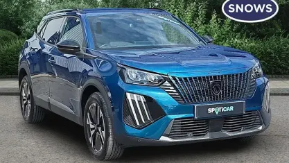 Używany Peugeot 2008 Allure 131 KM (96 kW) 2025 Niebieski SUV
