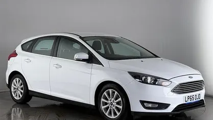 Used Ford Focus Titanium 125 HP (91 kW) 2016 Hatchback