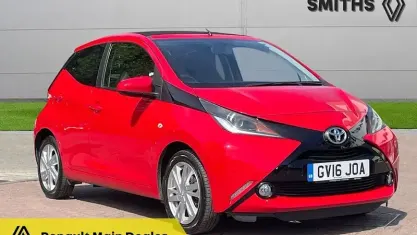 Used Toyota Aygo x-press 69 HP (50 kW) 2016 Hatchback