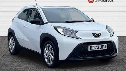 Used Toyota Aygo X PURE 72 HP (52 kW) 2025 SUV