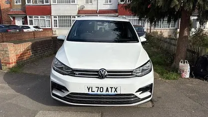 Used VW Touran R-line 150 HP (110 kW) 2025 MPV