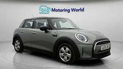 Used 2022 Mini Cooper Classic Hatchback | £14,800 (Fair price)