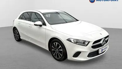 Used Mercedes A180 SE 136 HP (100 kW) 2020 White Hatchback