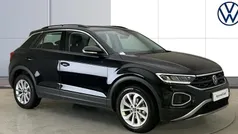 Used 2025 VW T-Roc Life SUV | £21,627 (Fair price)