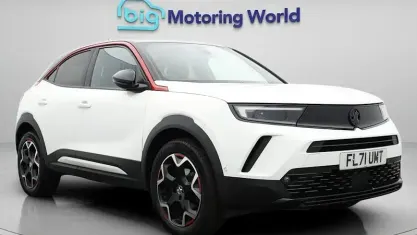 Used Vauxhall Mokka SRi 131 HP (96 kW) 2021 White SUV