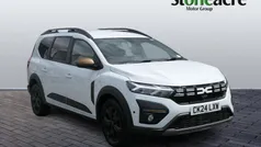 White Used 2024 Dacia Jogger Extreme MPV | £17,395 (Fair price)