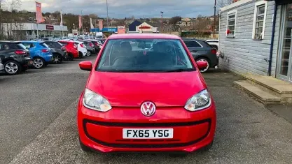 Używany VW up! move up! 60 KM (44 kW) 2015 Czerwony Hatchback